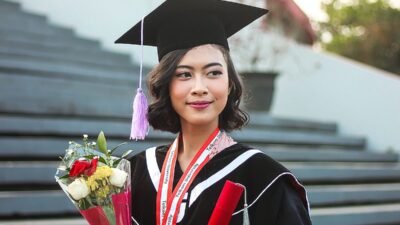 Rekomendasi Kebaya Wisuda untuk Inspirasi, Harga Rp 130.000