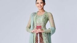 5 Tips Mix and Match Kebaya agar Kekinian dan Modern