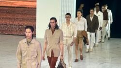 Pesona di Balik Baju Linen yang Mudah Lecek
