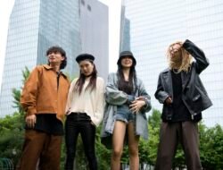 Ikut Tren, Ini Gaya Fashion Gen Z yang Mendominasi 2025