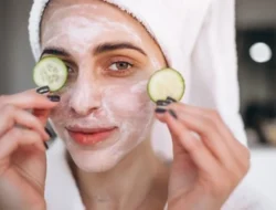 Masker Timun di Rumah Rahasia Self-Care Akhir Pekan Kulit Segar