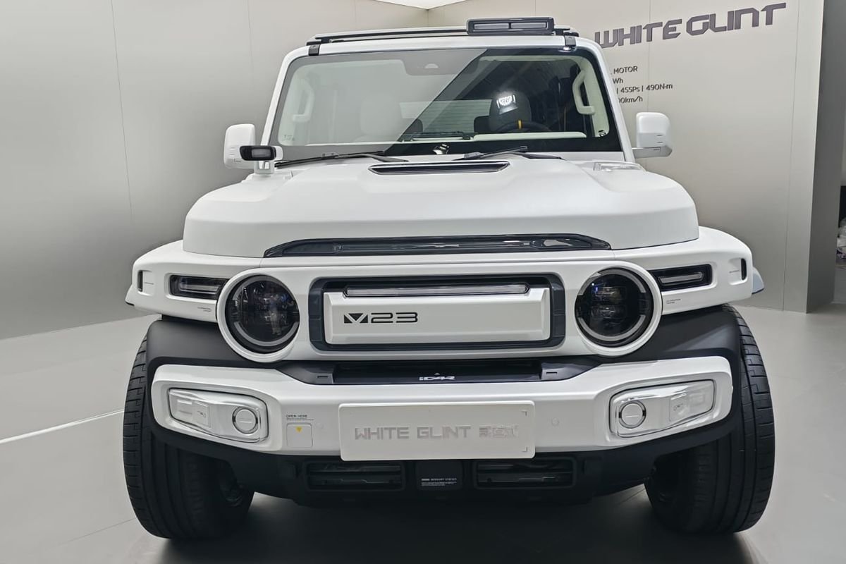 iCar V23 White Glint