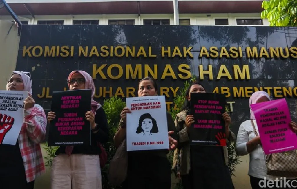 Demo Perempuan Komnas HAM
