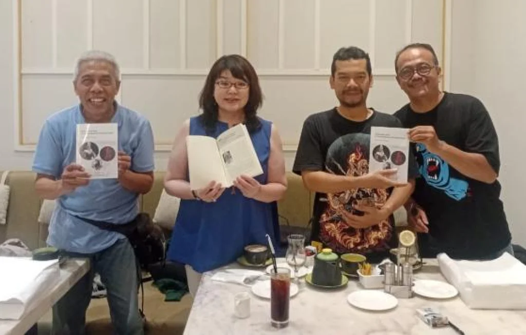 Genre/Topik Berita — investigasi/isu publik
Mood Kontroversial dan mengkhawatirkan (inovasi vs. potensi risiko)

Rumah ASN dari Limbah