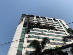 Gedung Bapenda DKI Hangus di Lantai Atas, Area Masih Disterilkan